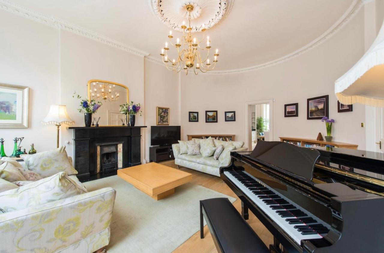 אדינבורו Luxurious City Centre Self Catering Apartment מראה חיצוני תמונה